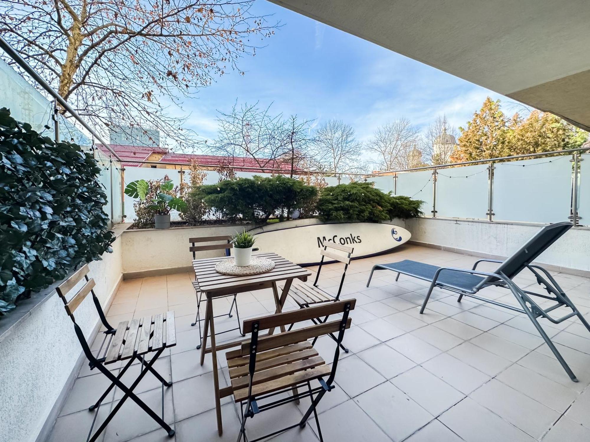 Garden Apartment - Herastrau Park 3Min Walk Букурещ Екстериор снимка
